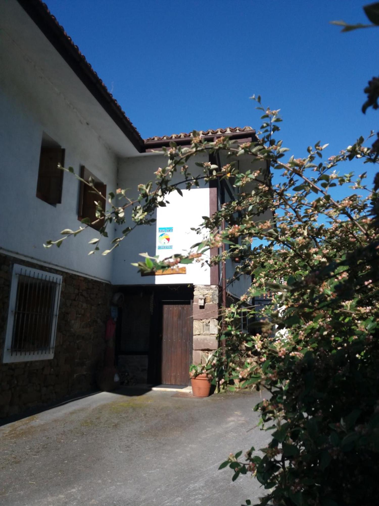 Agroturismo Kasa Barri Бермео Номер фото